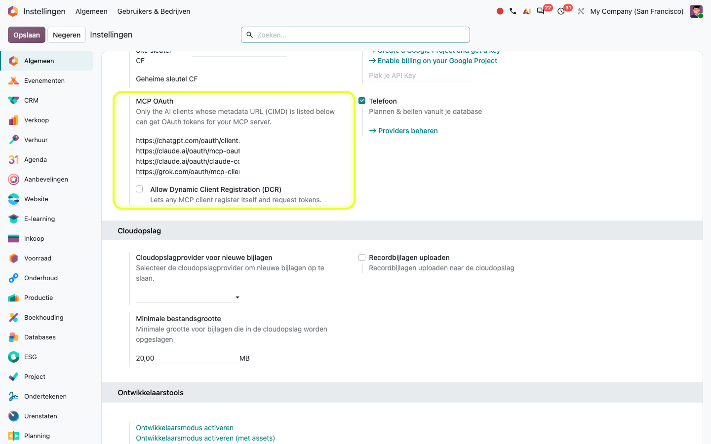 De MCP-instellingen in Odoo 20: onder Instellingen, Integraties staat welke AI-clients toegang mogen vragen.
